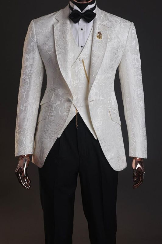 Trendy White Jacquard Wedding Suit for Groom with Waistcoat