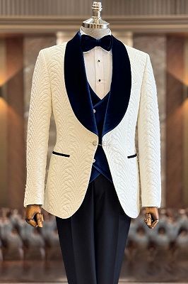 Mike Decent White Jacquard Three Pieces Wedding Suits With Navy Lapel_1