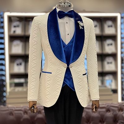 Miles Fancy White Jacquard Three Pieces Wedding Suits With Royal Blue Lapel_2