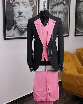 Roman Pink Peaked Lapel Three Pieces Prom Suits