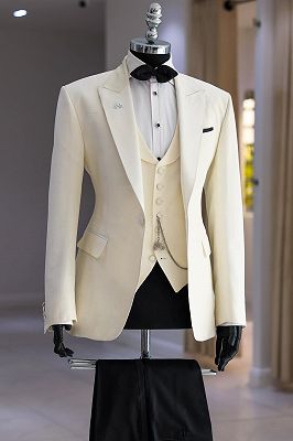 Reilly Ivory Peaked Lapel Three Pieces Prom Suits