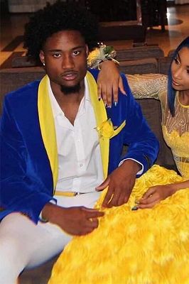 Yale Royal Blue Velvet Prom Suits With Yellow Shawl Lapel_2