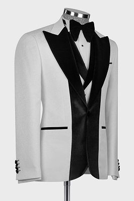 Cheng 3 Piece White Jacquard Wedding Suit with Black Velvet for Groom_2