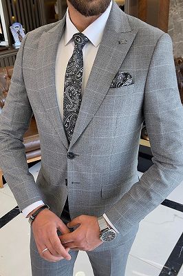 Algernon Gray Peaked Lapel Plaid Business Suits With Flaps_2